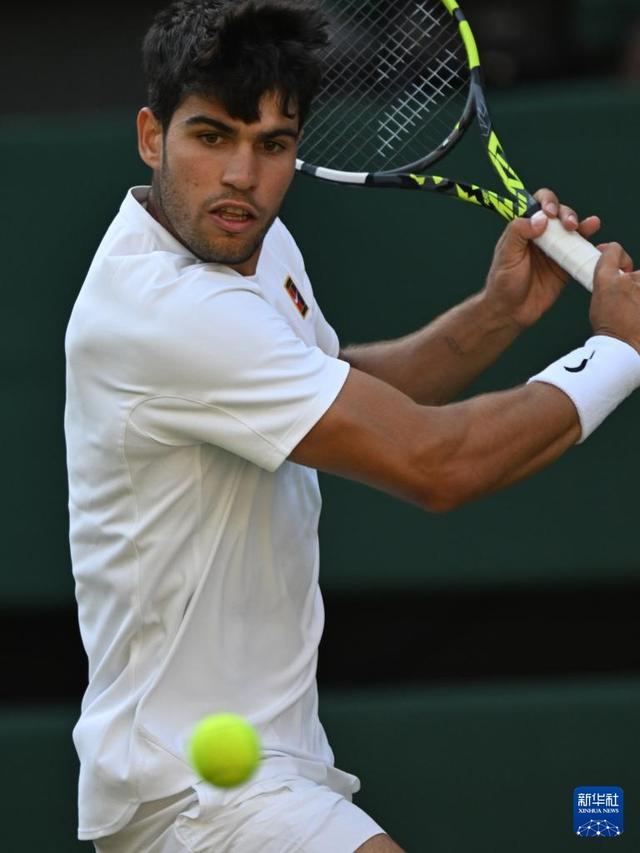 并从中找到 并从中找到