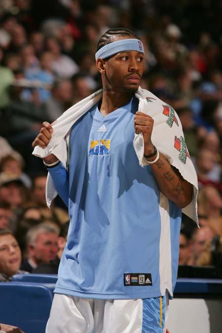 媒体进一步 媒体进一步