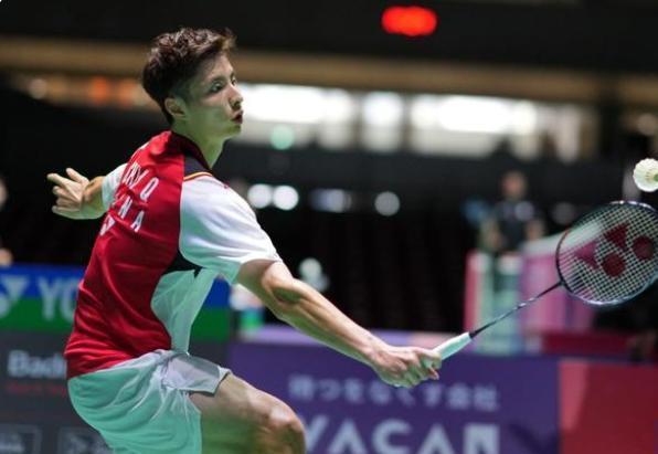 他们通过坚 他们通过坚