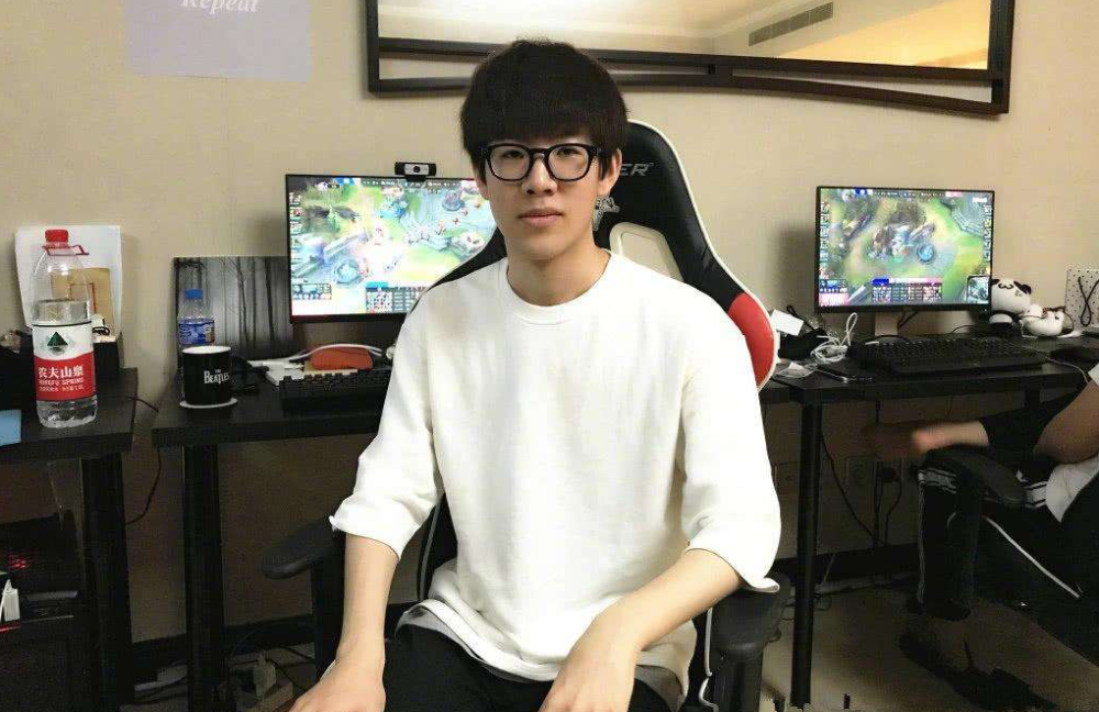 而是对比赛